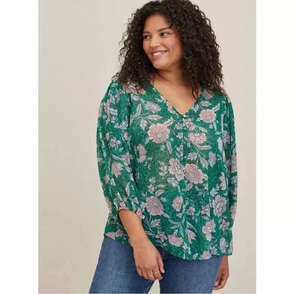 Torrid Chiffon Lurex Button-Up Blouse - Picture 3 of 8